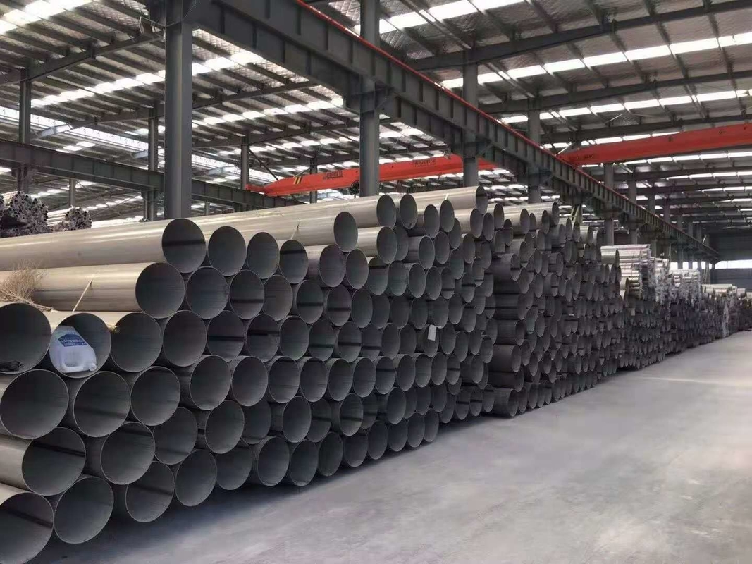304 304L tuyau en acier inoxydable soudé pour des applications de haute résistance avec un traitement thermique approprié