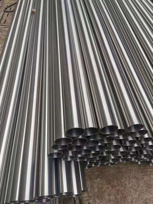 ASTM A312 TP316L Tubes soudés en acier inoxydable pour une résistance élevée à la corrosion